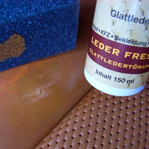 Набор для восстановления кожи автомобиля черный Colourlock Leder Fresh MAX - 3