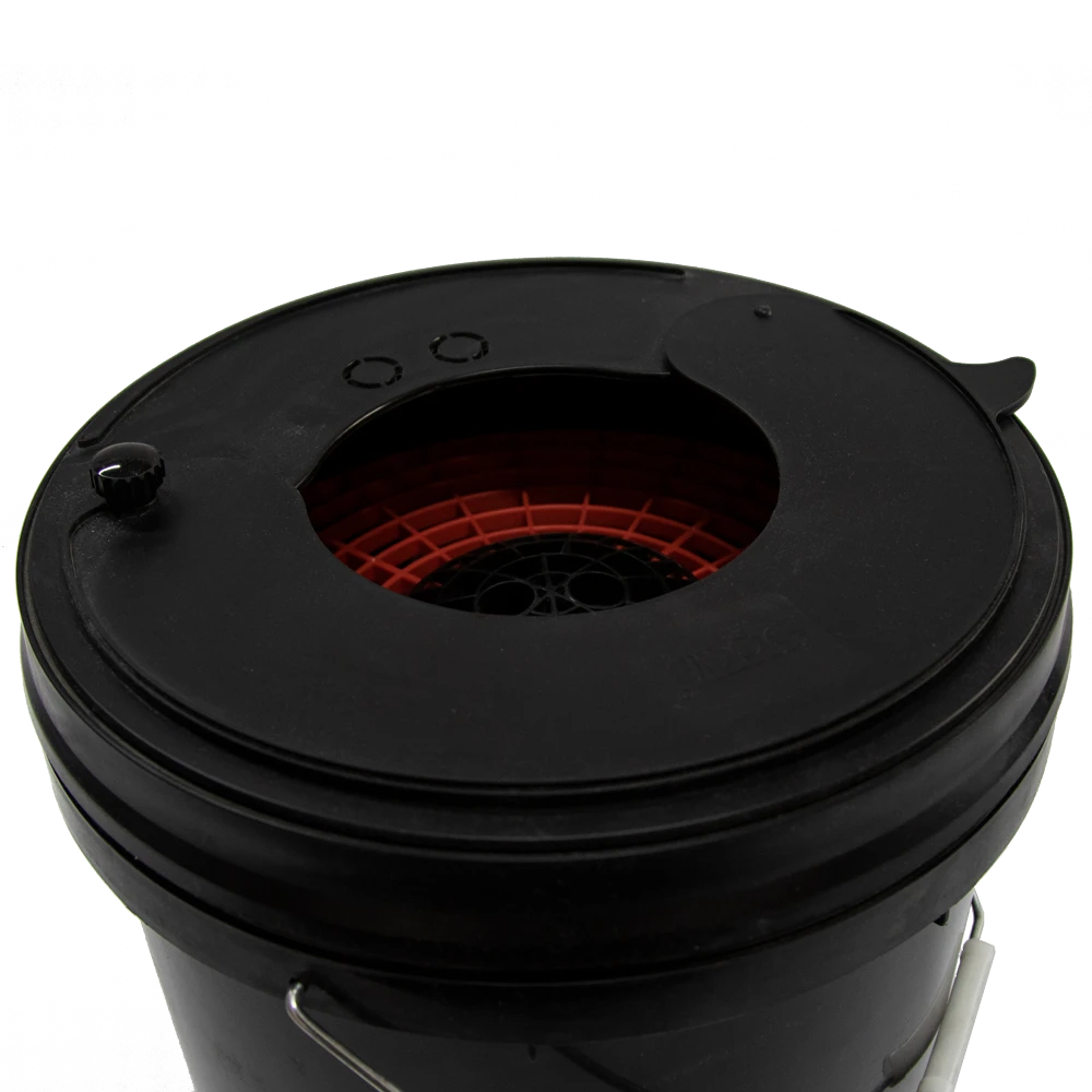 Ведро для мойки полировальных кругов SGCB AuG1020 черное - 3