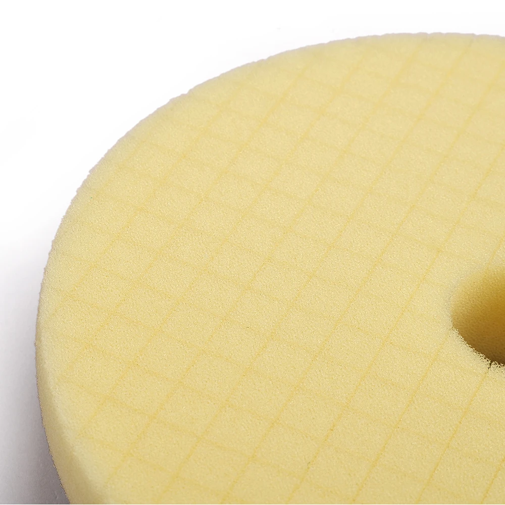 Средней жесткости полировальный круг поролоновый MaxShine 2002135YB желтый с нарезкой 125-135/25 мм - 3