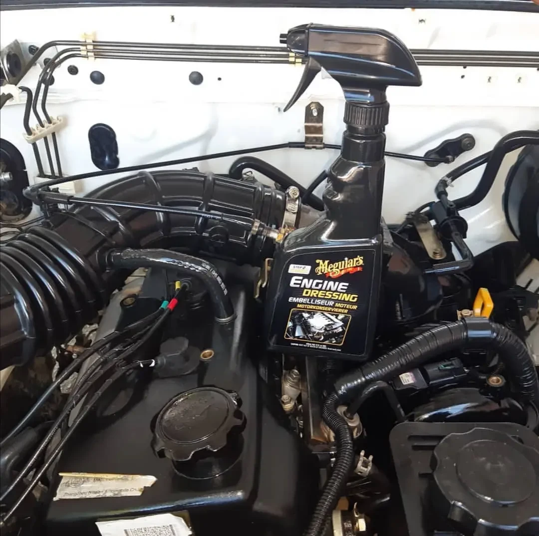 Консервант двигателя Meguiars Engine Dressing 473 мл G17316EU - 4