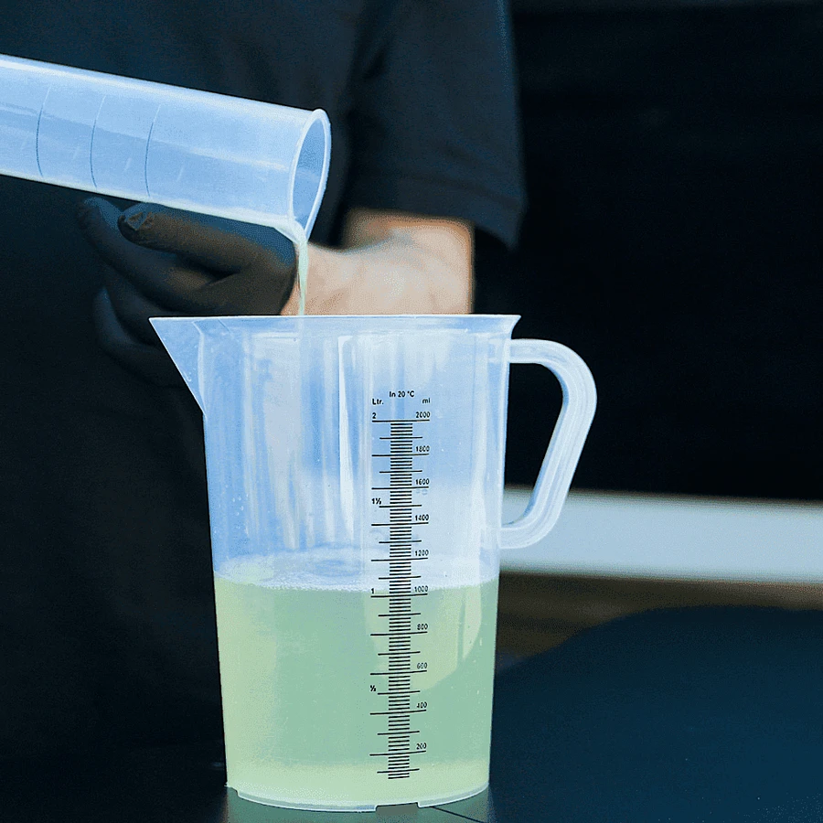 Кислотное средство для очистки корпуса и палубы лодок и катеров,Hull Precleaner acid,1л,512001 - 4