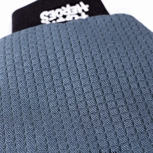 Foam Heroes 2Sided Glass Mitt - двусторонняя варежка из микрофибры для очистки стекол 17х23 см, 440 гр/м2 - 5