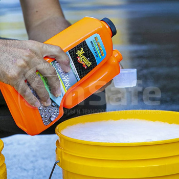 Гибридный керамический шампунь для кузова Meguiars Hybrid Ceramic Wash & Wax 1,656л G210256